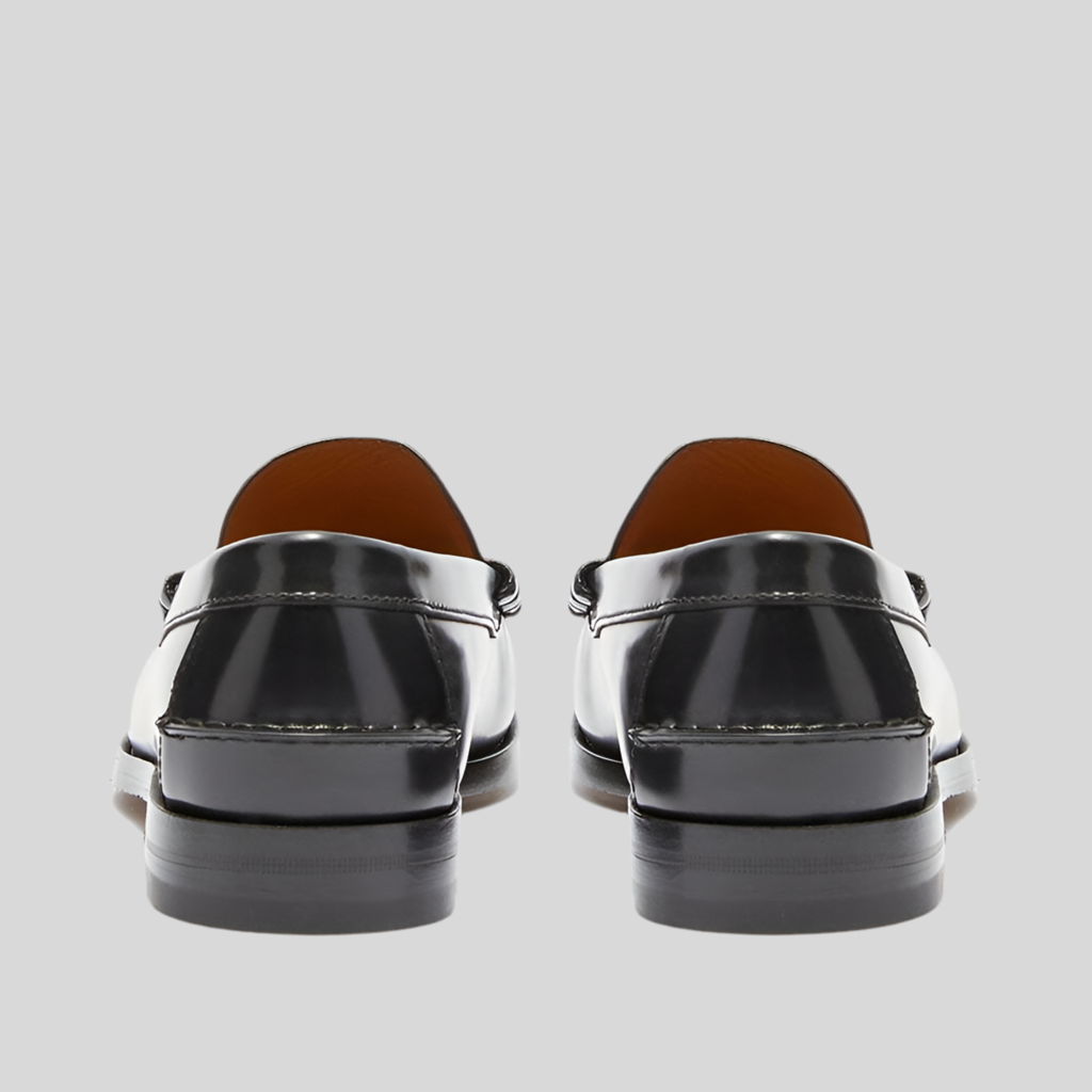 Gucci
Men's GG Loafer With Tassel In Black Leather & Ebony GG Canvas