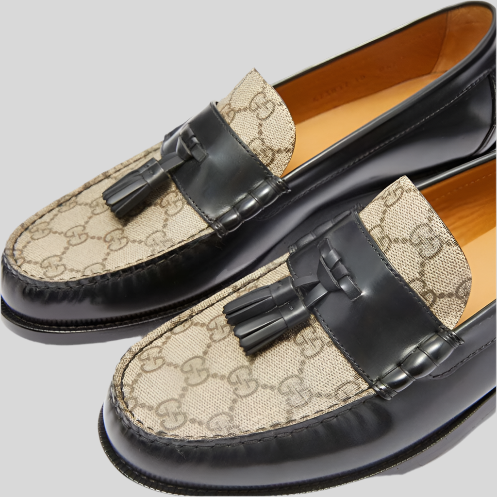 Gucci
Men's GG Loafer With Tassel In Black Leather & Ebony GG Canvas